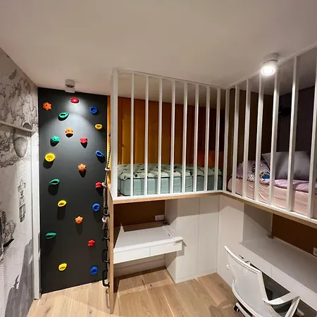 Jag Family Apartment *